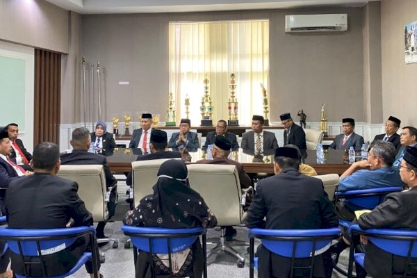 Bupati Syaharuddin Pimpin Rapat Bahas Program Prioritas Daerah