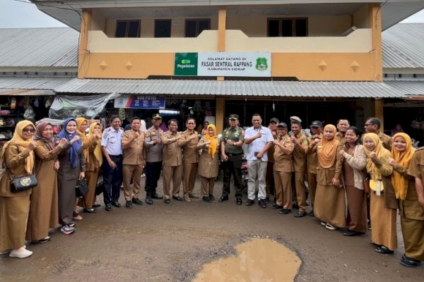 Pemkab Sidrap Tinjau Pasar Rappang, Pantau Harga Jelang Idul Adha 1446 H