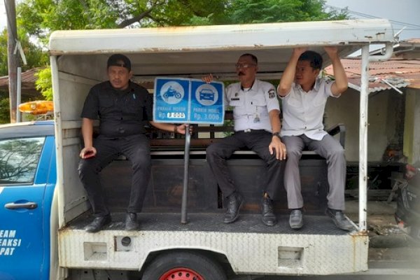 Perumda Parkir Makassar Sita Karcis Ilegal, Ara Tegaskan Tak Ada Toleransi