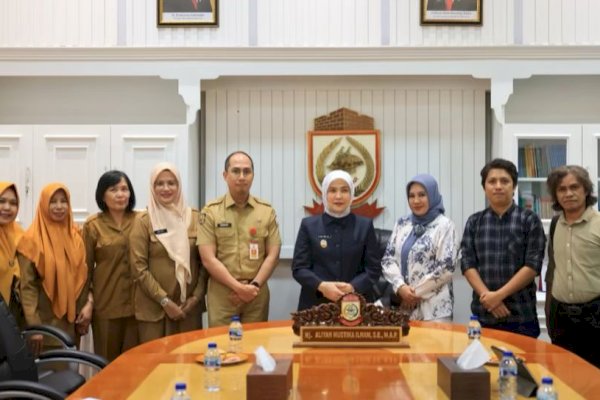 Aliyah Mustika Ilham Dukung Promosi Film “DOTI: Tumbal Ilmu Hitam”