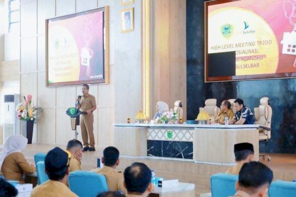 Pj Sekda Barru Apresiasi Kolaborasi Bank Sulselbar dalam High Level Meeting TP2DD