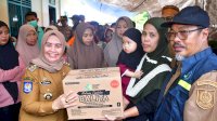 Bupati Ratnawati Tinjau Baksos dan Serahkan Bantuan untuk Warga Terdampak Banjir di Sinjai Timur&lrm;