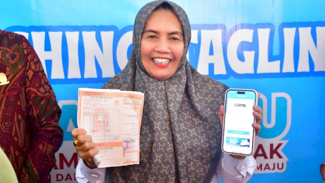 Bupati Sinjai Hj. Ratnawati Arif secara resmi melakukan Launching Pekan Panutan Pajak PBB-P2 yang dirangkaikan dengan Launching SPPT PBB-P2 Tahun 2025.