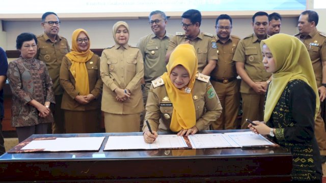 Wakil Bupati Sidrap, Nurkanaah.