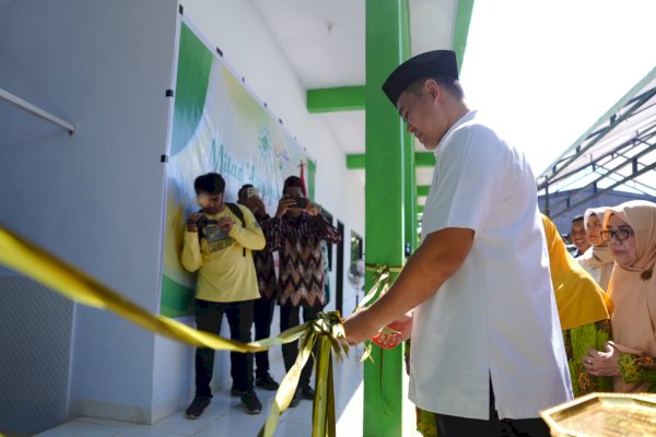 Milad 107 Aisyiyah, Bupati Pangkep Yusran Resmikan Gedung SD Aisyiyah