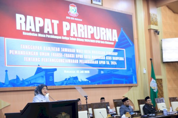 Paripurna DPRD Makassar, Aliyah Sampaikan Tanggapan Pemkot atas Ranperda Pertanggungjawaban APBD 2024