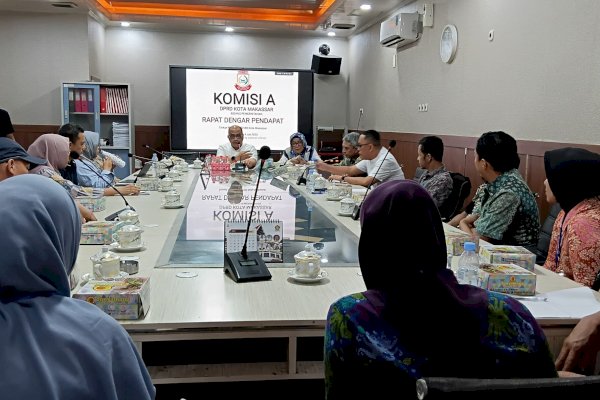 Komisi A DPRD Makassar Gelar RDP Bahas Nasib Tenaga Honorer R2 dan R3