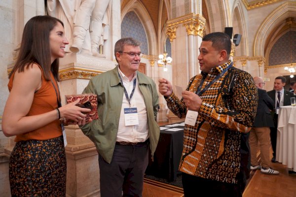 Wali Kota Munafri Dorong Aksi Bersama Kawal Energi Kota Berkelanjutan di World Cities Summit 2025