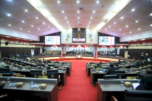 Gubernur Sulsel Sampaikan Ranperda Pertanggungjawaban APBD dan RPJMD 2025–2029