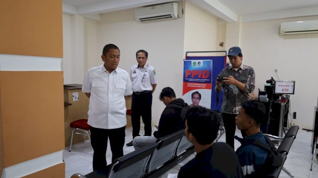 Sidak ke Kantor Dukcapil, Bupati Lutim Ibas Soroti Pelayanan dan Fasilitas Minim