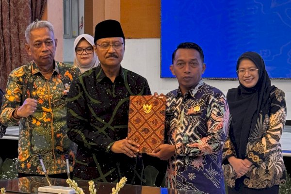 Bupati Sidrap Syaharuddin Saksikan MoU Pinjam Pakai Lahan Sekolah Rakyat di Kemensos