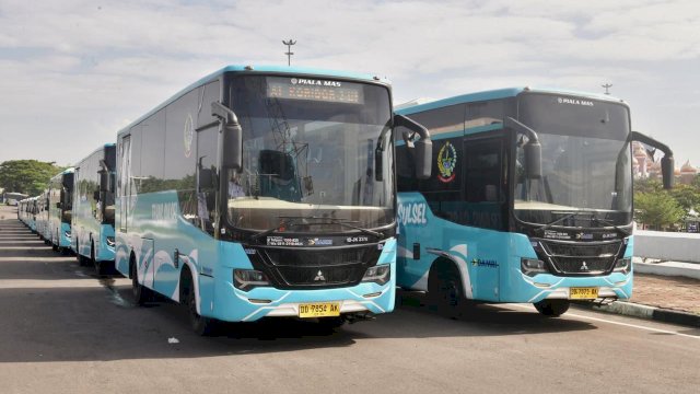 Bus Trans Sulsel.