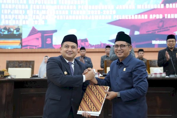Munafri-Aliyah Hadiri Paripurna: DPRD Makassar Sahkan RPJMD, Arah Pembangunan 2025–2029 Disepakati