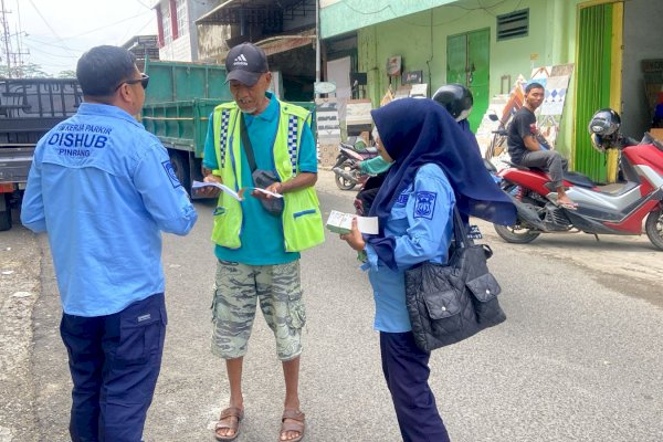 Dishubtan Pinrang Respon Cepat Keluhan Soal Titik Parkir, Langsung Turun Lakukan Pengawasan