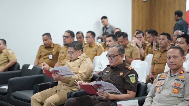 Wali Kota Makassar, Munafri Arifuddin menghadiri peluncuran Kelembagaan 80 ribu Koperasi Merah Putih serta peringatan Hari Koperasi Nasional ke-78 tahun 2025.