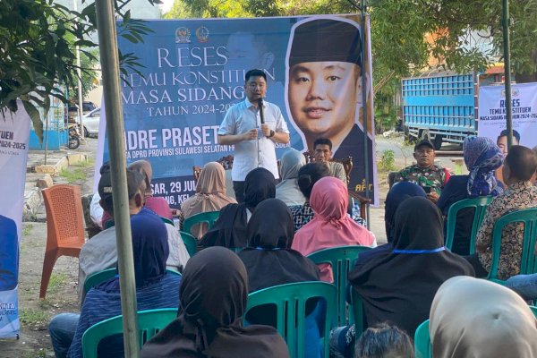 Temui Warga Pisang Utara, APT Serap Aspirasi Soal Drainase Kewenangan Provinsi