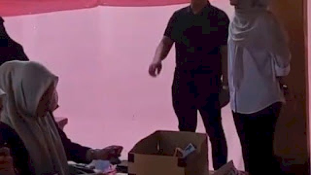 Ketua DPRD Palopo dan Ketua DPRD Sulsel Tinjau PSU di TPS 01 Songka