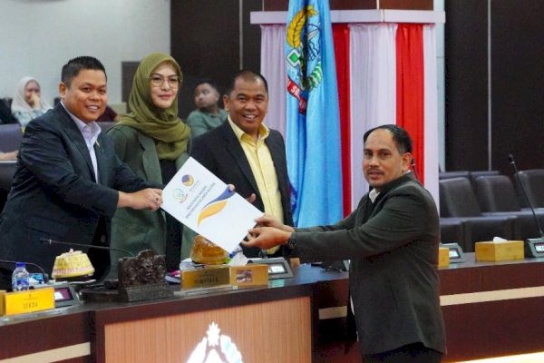 Paripurna DPRD Sulsel, Fraksi NasDem Minta Pengelolaan Keuangan Pemprov Lebih Efisien dan Tepat Sasaran