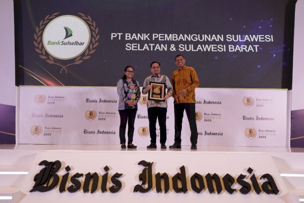 Selamat! Bank Sulselbar Raih Penghargaan Bergengsi di Bisnis Indonesia Award 2025