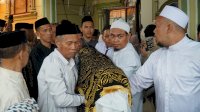 Mantan Kakanwil Kemenag Sulsel Wahid Thahir Wafat, Jejak Pengabdiannya Dikenang-Wali Kota Tasming Melayat