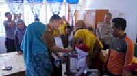 Seragam Sekolah Gratis, Bukti Keseriusan Bupati Yusran Lalogau dalam Membangun Pendidikan di Pangkep
