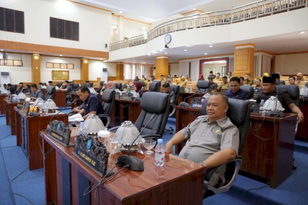 Fraksi Sampaikan Catatan di Rapat Paripurna DPRD Terkait 2 Ranperda Strategis Pangkep