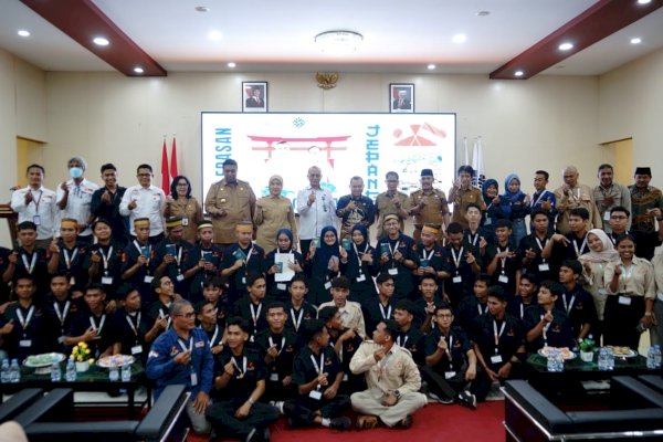 Wabup Soppeng Dukung Penuh Pelepasan 75 Peserta Magang ke Jepang dan Penandatanganan MoU di BBPVP Makassar