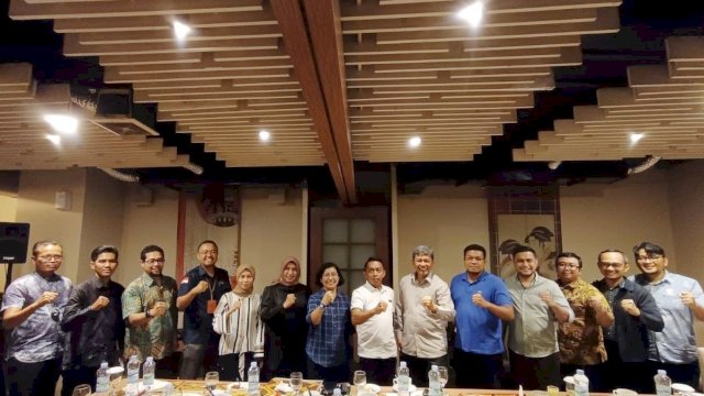 Bupati Sidenreng Rappang (Sidrap), H. Syaharuddin Alrif, bertemu Direksi Barito Renewables Jakarta dan Direktur Teknik dan Lingkungan Ketenagalistrikan Kementerian ESDM.