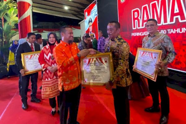 Hadiah di HUT Kemerdekaan, Sinjai Terima Penghargaan IBEI Tertinggi di Sulsel