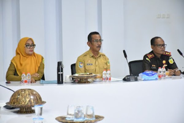 Sekda Sinjai Ikuti Rakor Inflasi dan Evaluasi Program 3 Juta Rumah Secara Virtual