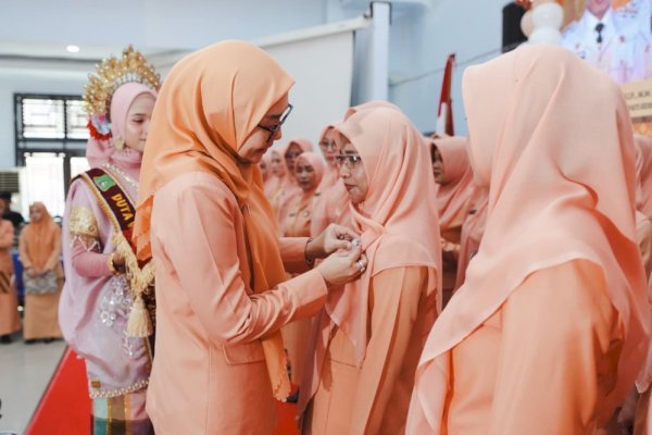 Melani Simon Jufri Lantik Pengurus DWP Kabupaten Sidrap, Dorong Sinergi Tangani Stunting