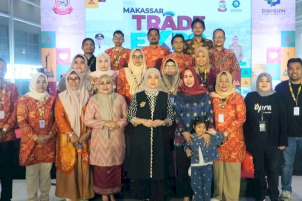 Semangati Pelaku UMKM, Aliyah Mustika Ilham Tinjau Tenant di Makassar Trade Expo