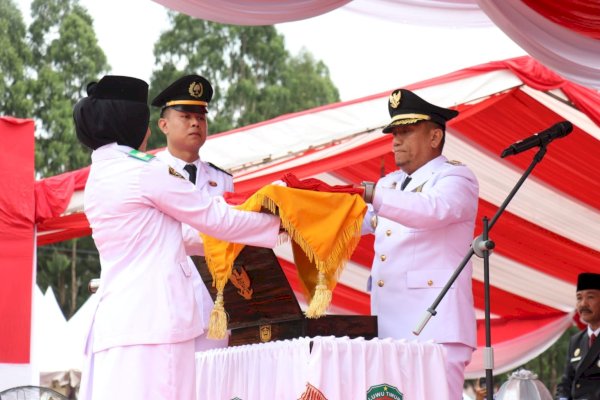 Bupati Ibas Pimpin Upacara HUT ke-80 RI di Lutim, Momentum Refleksi Perjuangan Pahlawan