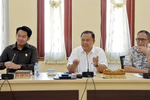 Rapat dengan Disperkimtan, DPRD Pangkep Desak Pengembang Segera Serahkan Fasum ke Pemda