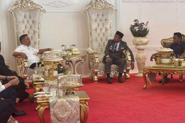 Rusdi Masse dan Gubernur Sulsel Bertemu, Bahas Persiapan Rakernas NasDem dan Pembangunan Daerah