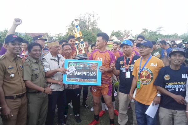 Ketua Komisi II DPRD Pangkep Apresiasi Turnamen Sepak Bola Cangko’e Cup II 2025