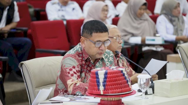 Wali Kota Makassar, Munafri Arifuddin, menjadi pembicara pada Rapat Koordinasi Pelaksanaan Verifikasi Lanjutan Penilaian Kota Sehat di Balai Kota Makassar.