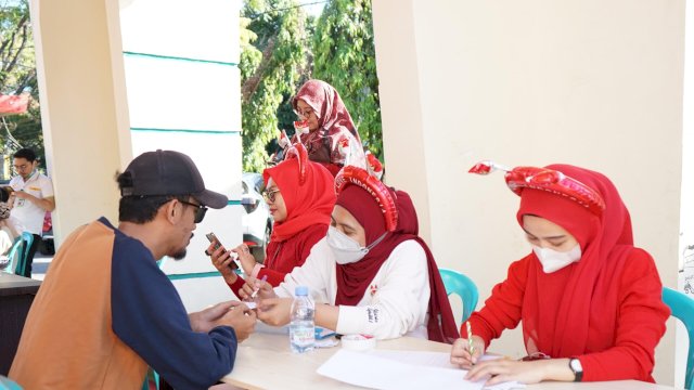 pPemeriksaan kesehatan telinga, pemeriksaan body fat, dan konsultasi gizi gratis di UPT RSUD Haji Makassar.