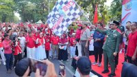 Gubernur Sulsel Lepas Puluhan Ribu Peserta Jalan Sehat dan Kirab Karnaval HUT ke-80 RI