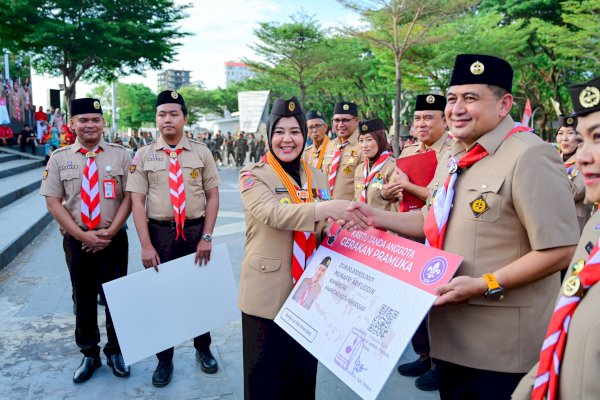 Apel Hari Pramuka 2025 di Makassar: Fatmawati Rusdi Ajak Perkuat Karakter Bangsa