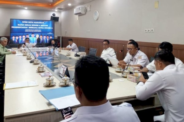 Komisi A DPRD Makassar Dorong Armada Sampah Dikembalikan ke Kecamatan