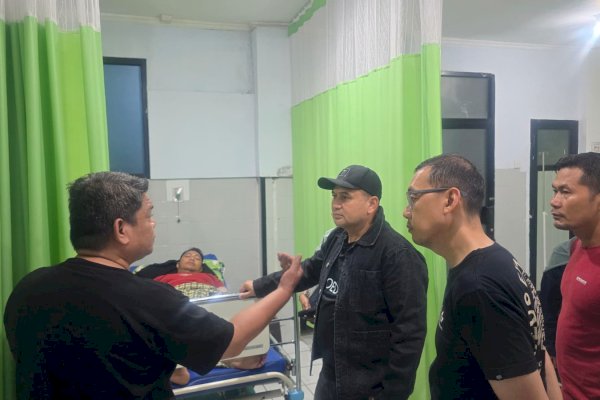 Munafri Arifuddin Jenguk Korban Pegawai DPRD Makassar di RS