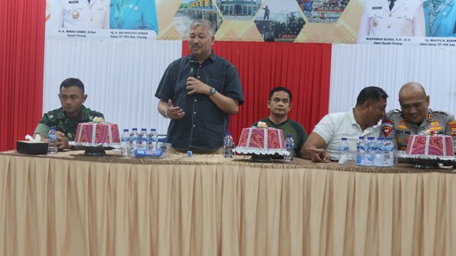 Bupati Pinrang H.A. Irwan Hamid.