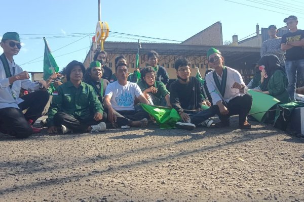 Ratusan Mahasiswa HMI Sidrap Suarakan Keadilan, Bupati Sidrap Hadir Langsung Temui