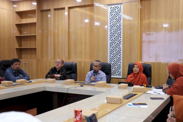 Sekda Lutim Bahri Suli Buka Rapat Evaluasi SAKIP, Dorong Penyempurnaan Kinerja