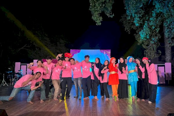 UKM Seni dan Budaya Talas Universitas Muhammadiyah Makassar Sukses Menggelar Pentas Pengukuhan