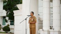 Rapiuddin Kembali Tekankan Kedisiplinan dan Pola Hidup Sehat Saat Pimpin Apel