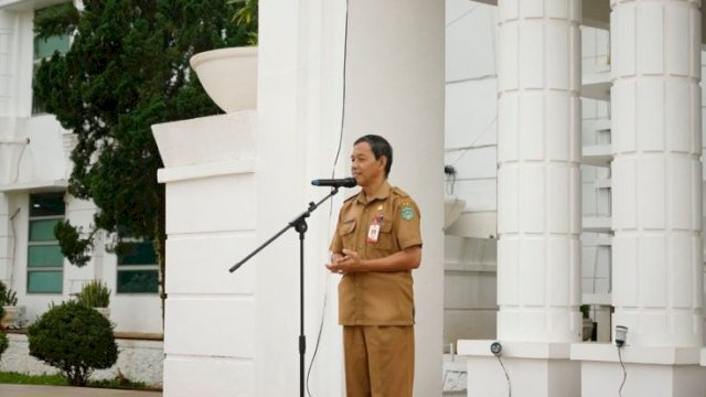 Staf Ahli Bidang Pembangunan Setdakab Lutim, Rapiuddin Tahir.