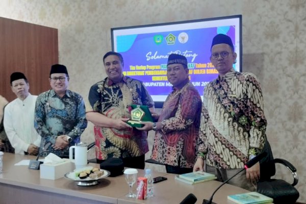 Maros Jadi Kota Wakaf, Satu-satunya di Sulawesi
