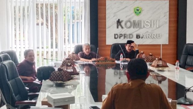 Komisi I DPRD Barru Bahas Kerjasama Media dengan Diskominfo-SP